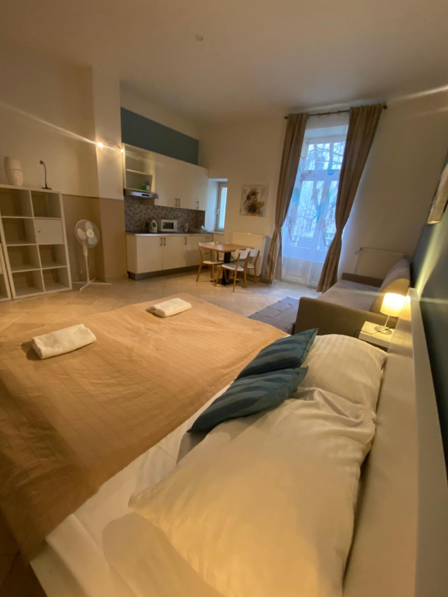 Legerova 33 Apartments Prague Luaran gambar